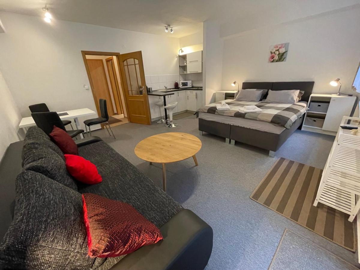 Apartmány U Pošty Jáchymov Esterno foto