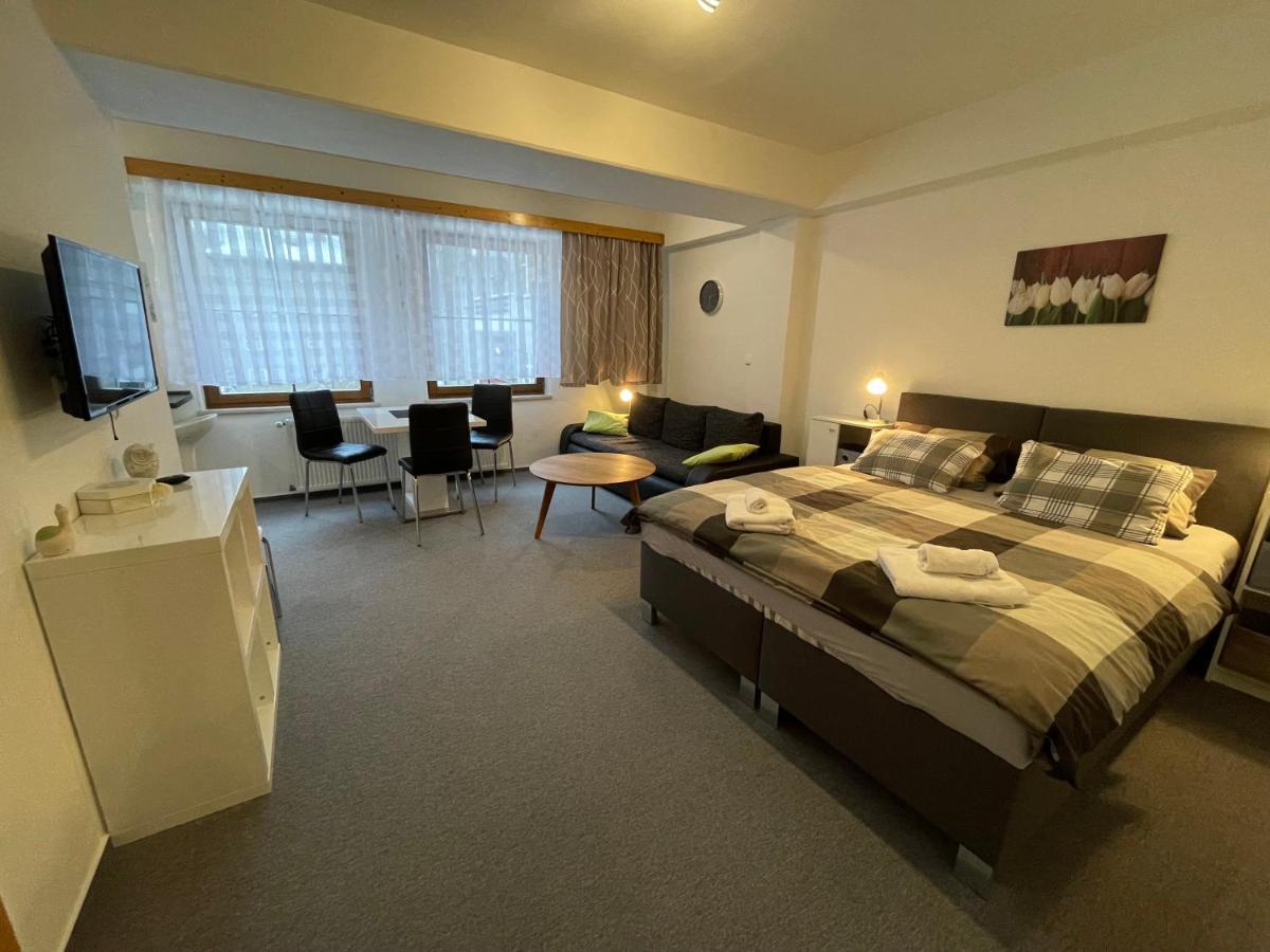 Apartmány U Pošty Jáchymov Esterno foto