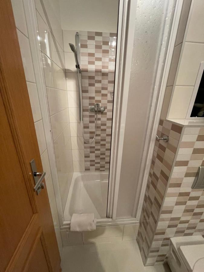 Apartmány U Pošty Jáchymov Esterno foto