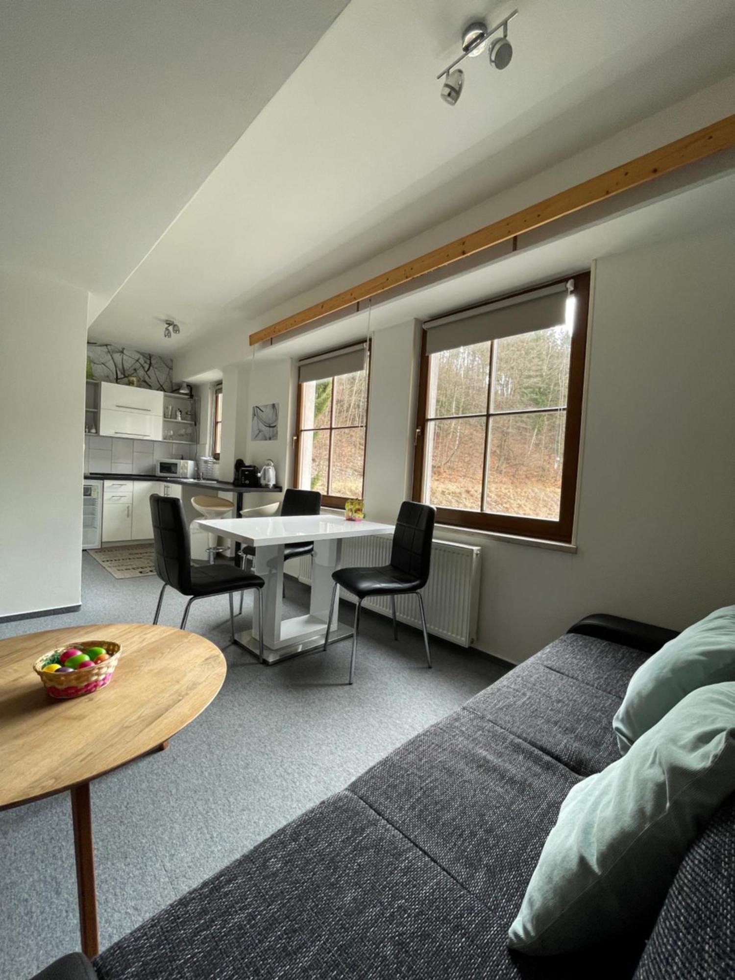 Apartmány U Pošty Jáchymov Esterno foto
