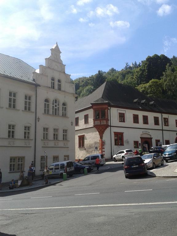 Apartmány U Pošty Jáchymov Esterno foto